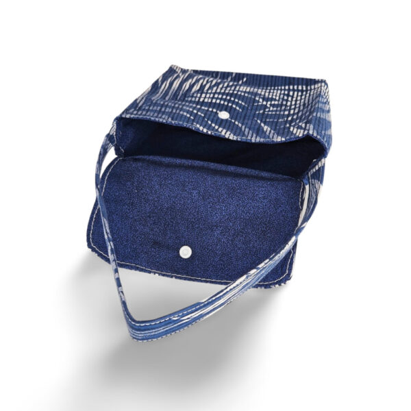 Fern-tastic Purse for Your Little Explorer - Image 3