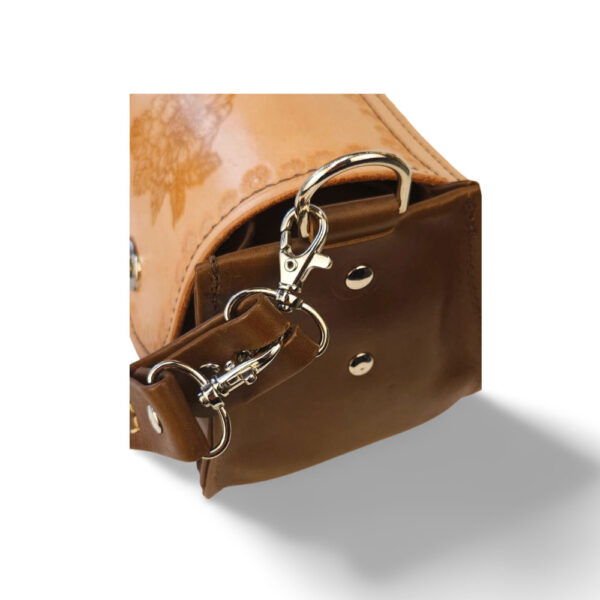 Elegant Floral Two-Tone Shoulder Bag - Image 3